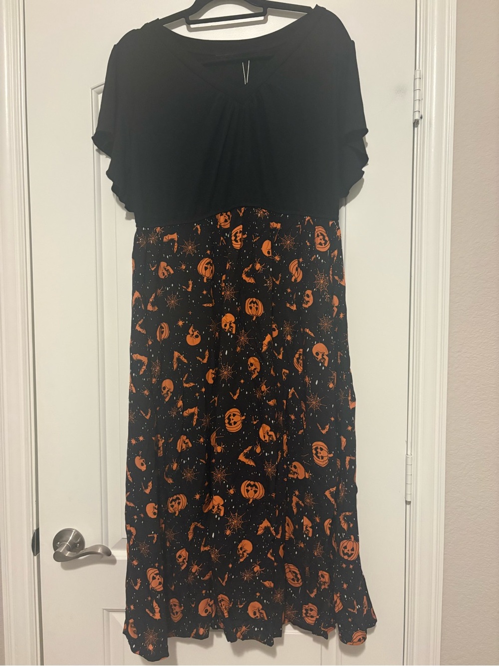 BLOOMCHIC Women's Plus Size 14-16 Black/Orange Jack-o'-lantern Midi Dress